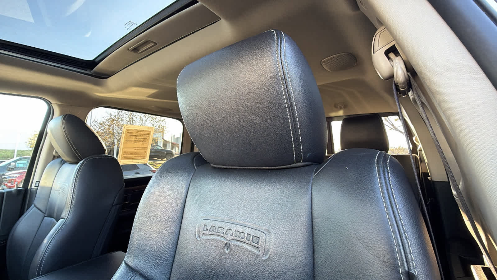 Used 2018 RAM 3500 Laramie w/ Convenience Group image 11