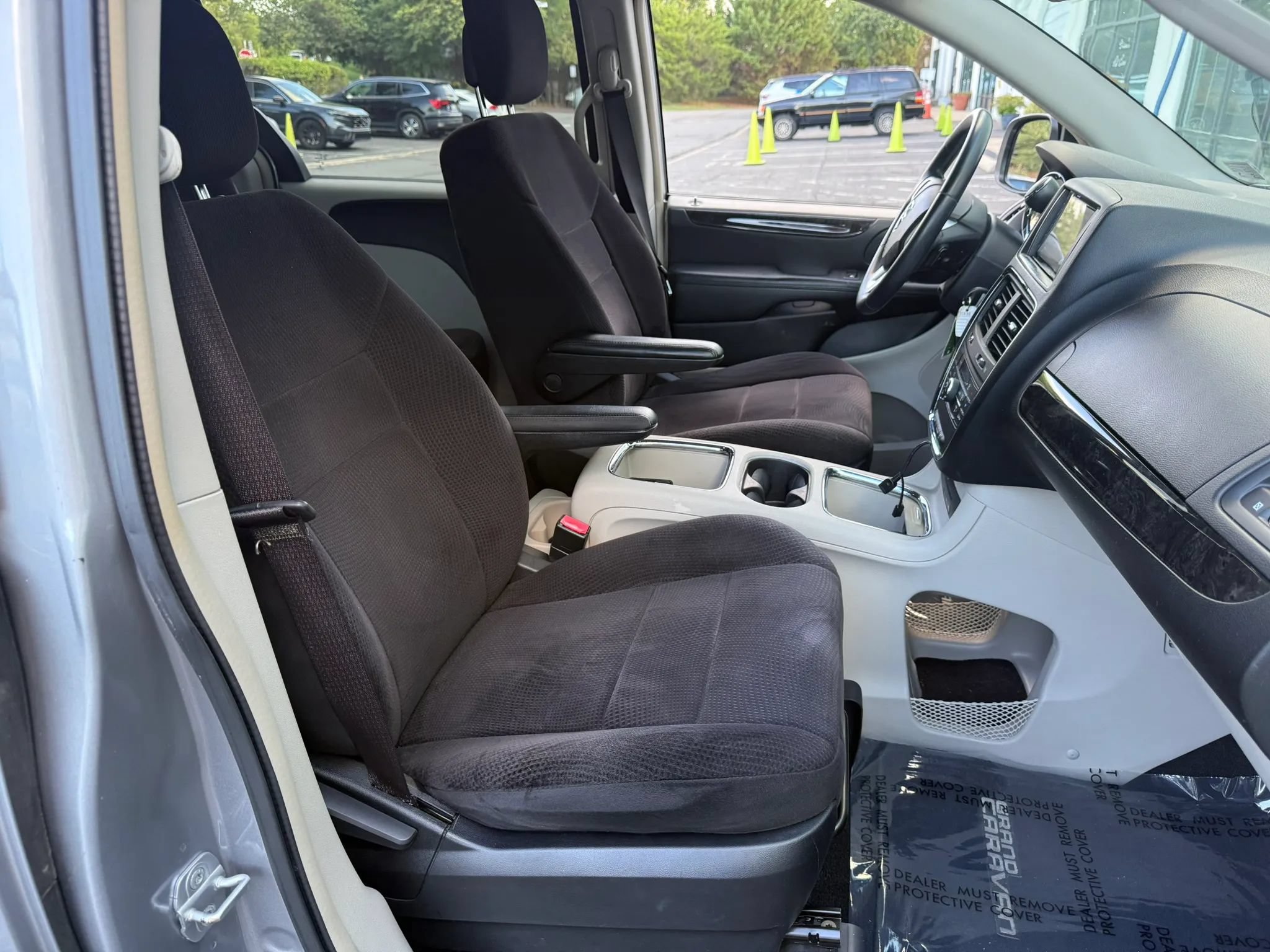 Used 2013 Dodge Grand Caravan Crew w/ Safety Sphere Group FWD image 21