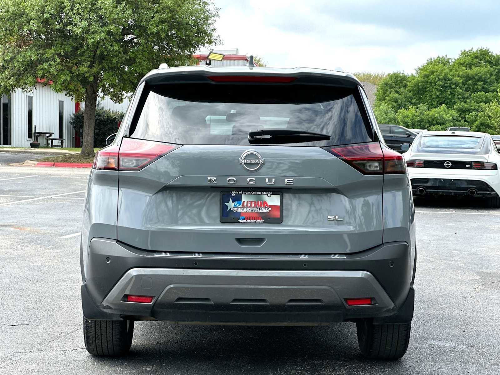 Used 2023 Nissan Rogue SL w/ SL Premium Package image 14
