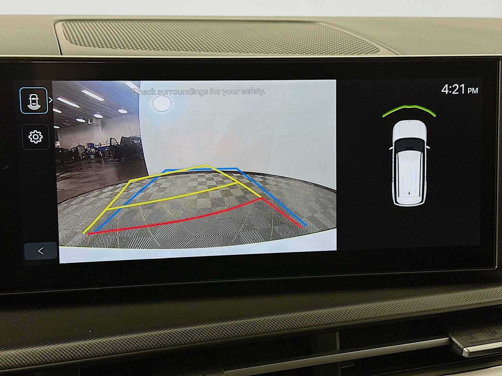 New 2025 Hyundai Santa Fe SE image 13