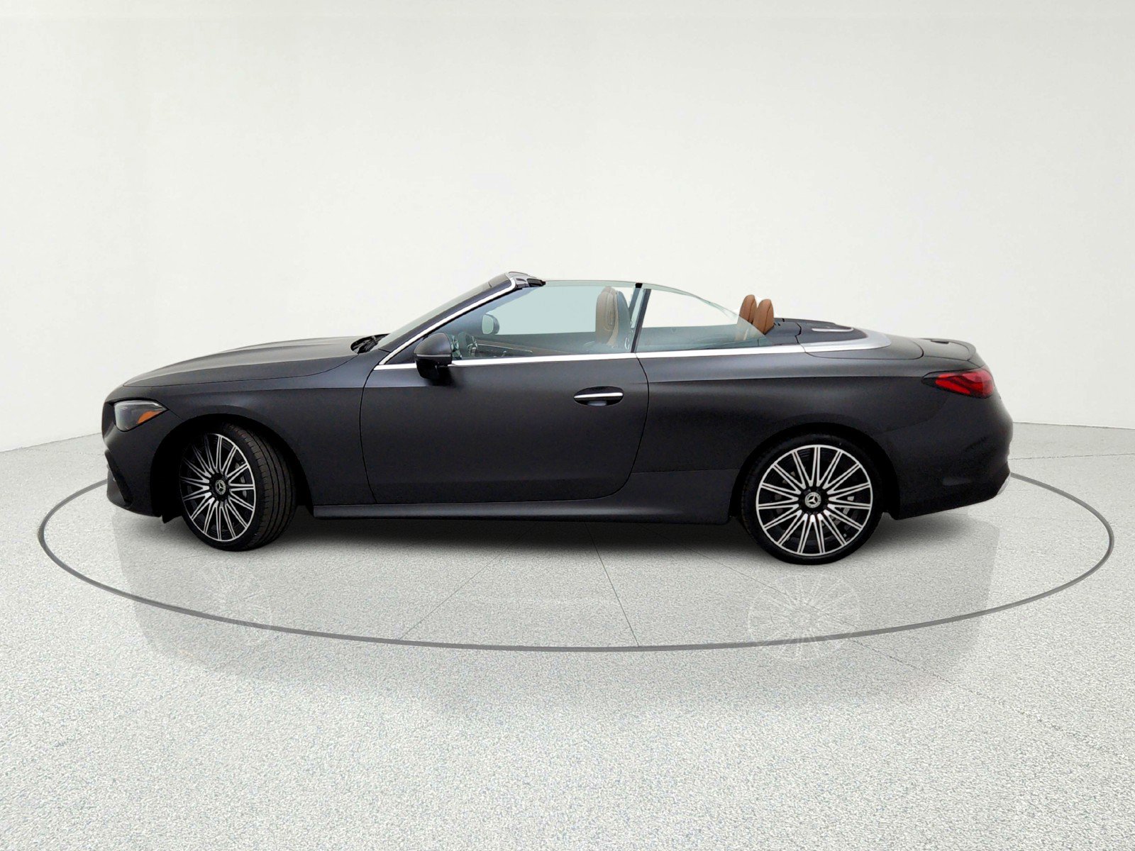 New 2026 Mercedes-Benz CLE 450 4MATIC Cabriolet image 3
