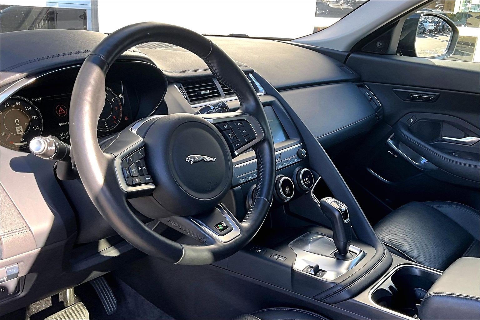 Used 2020 Jaguar E-PACE SE image 14