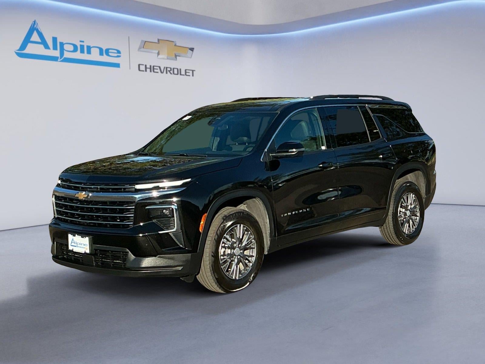 Used 2026 Chevrolet Traverse LT AWD/4WD image 1