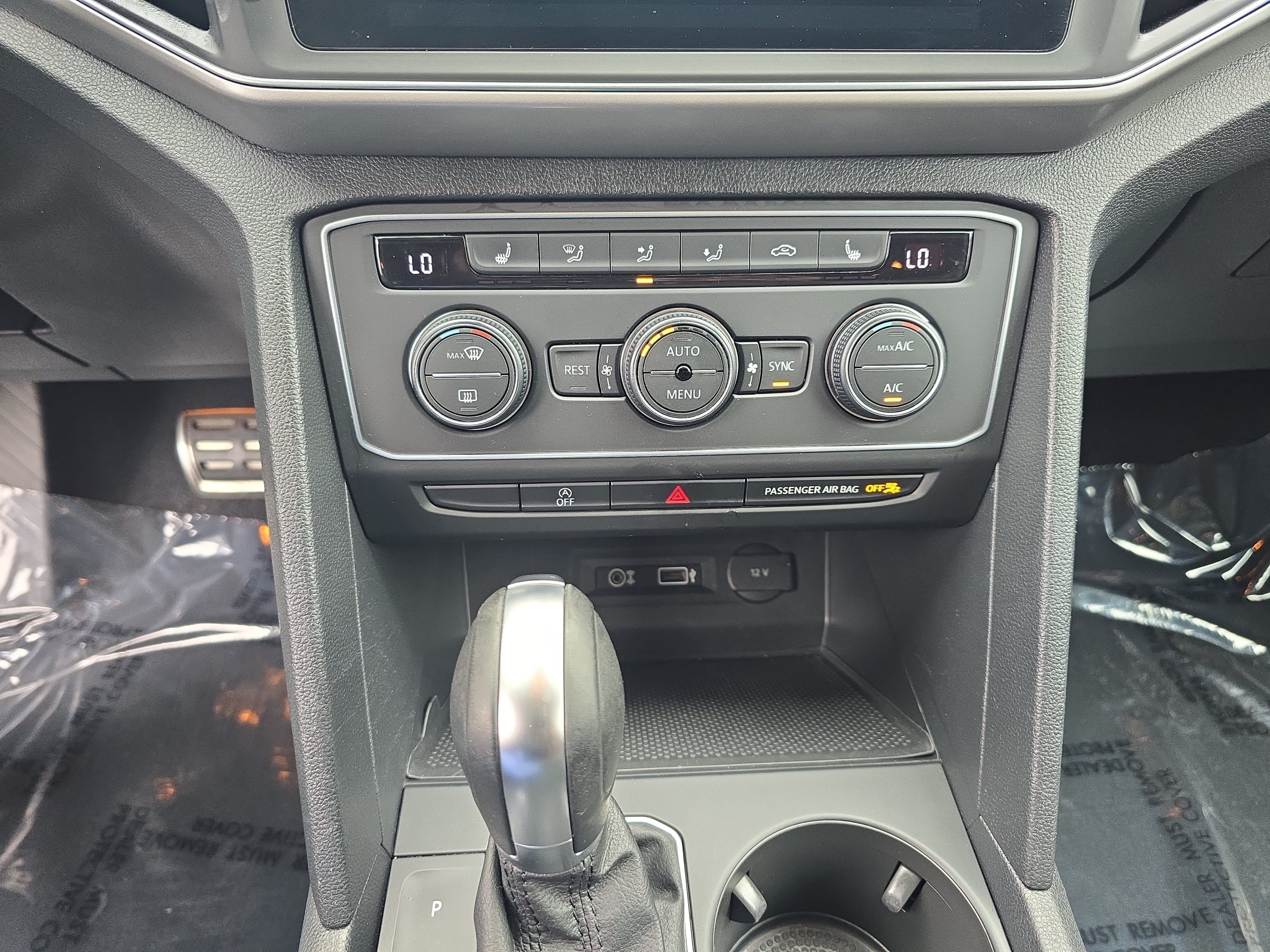 Used 2019 Volkswagen Atlas SE FWD image 25