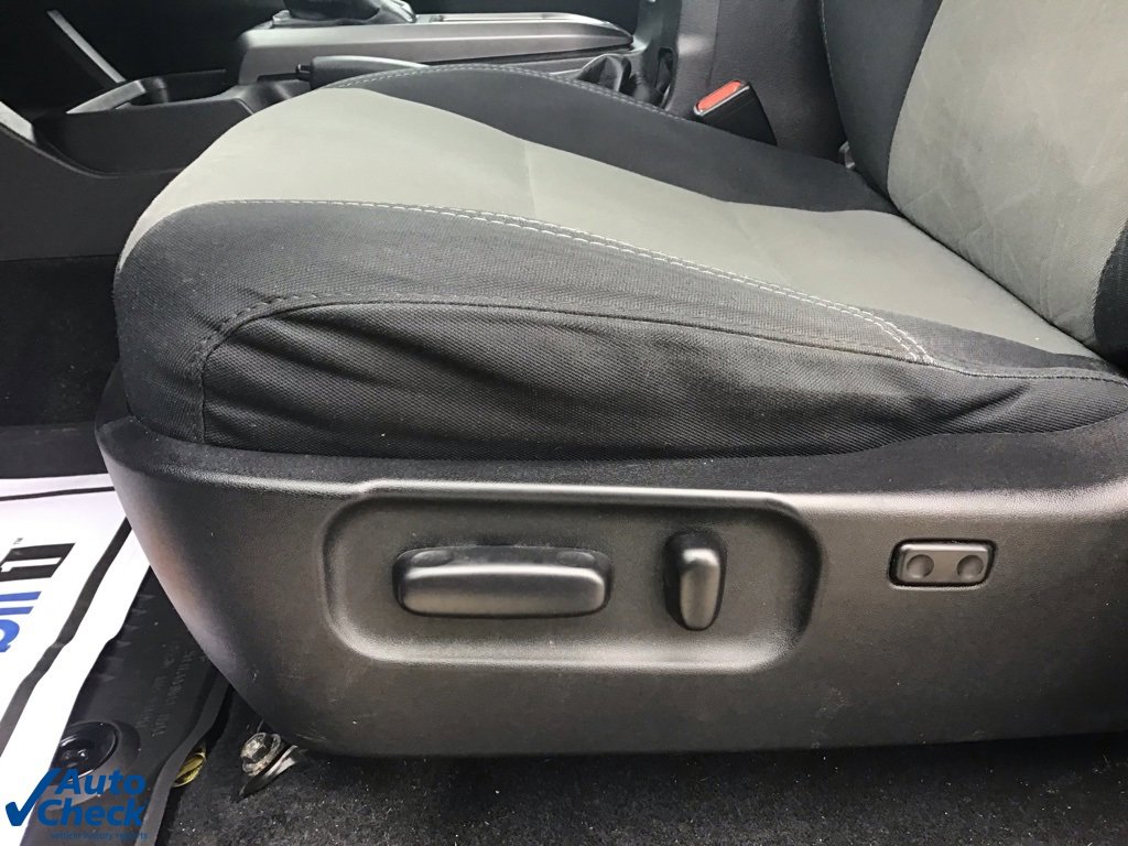 Used 2021 Toyota Tacoma TRD Sport w/ Technology Package image 27