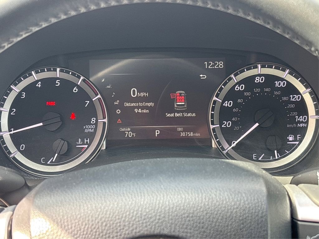 Used 2023 Toyota Highlander LE AWD/4WD image 22