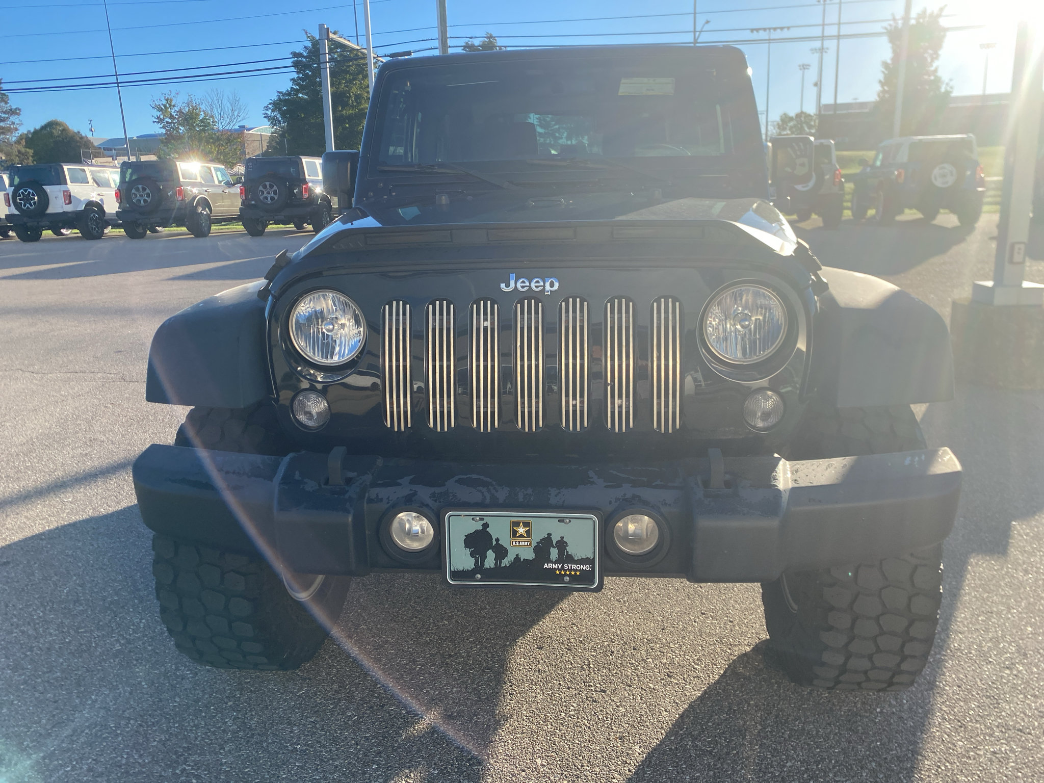 Used 2016 Jeep Wrangler Sport w/ Quick Order Package 24S AWD/4WD image 8
