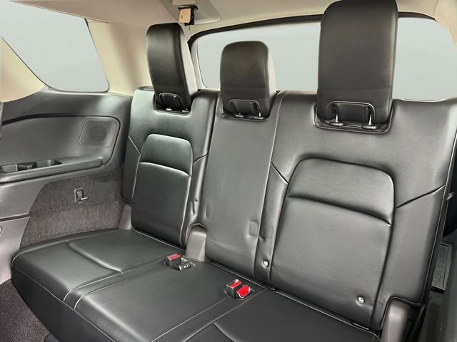 Used 2022 Nissan Pathfinder Platinum w/ Cargo Package AWD/4WD image 12
