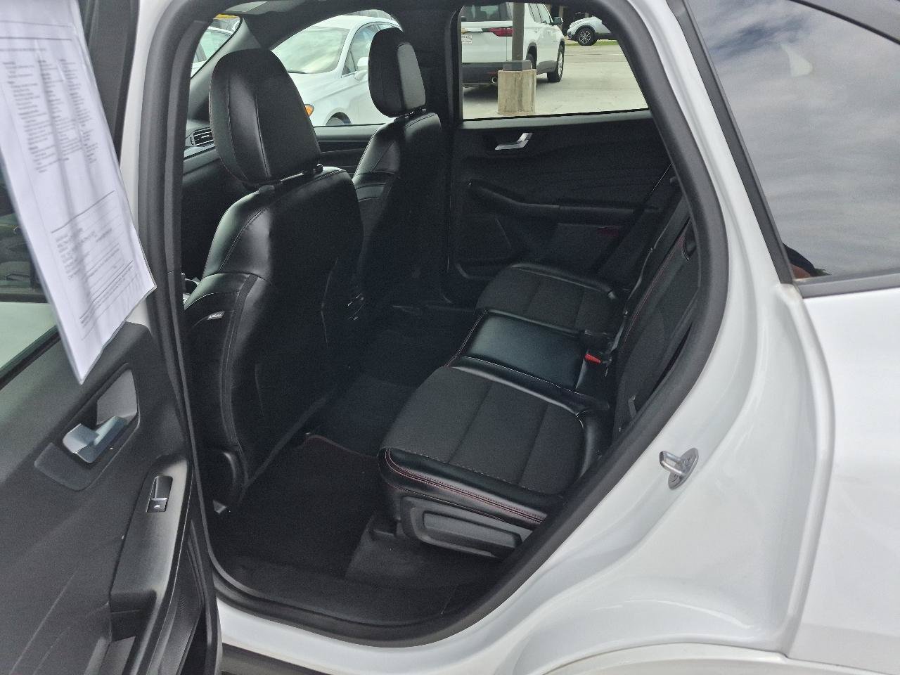 Used 2023 Ford Escape ST-Line AWD/4WD image 15