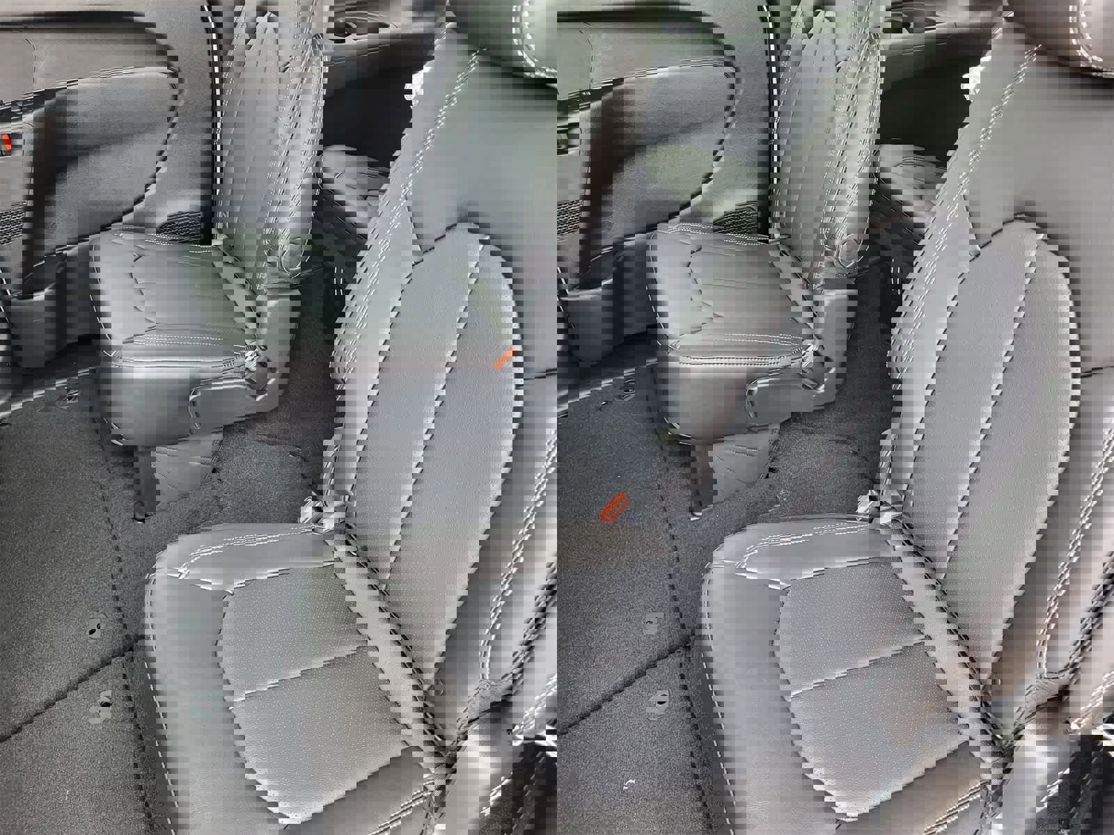 New 2026 Chrysler Pacifica Select image 18