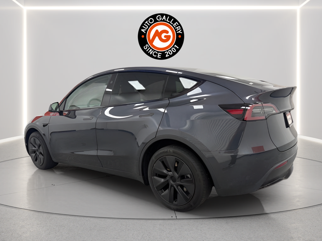 Used 2025 Tesla Model Y Long Range AWD/4WD image 5