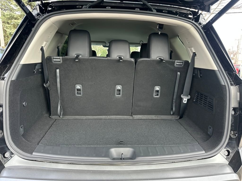 New 2026 Nissan Pathfinder SL image 36