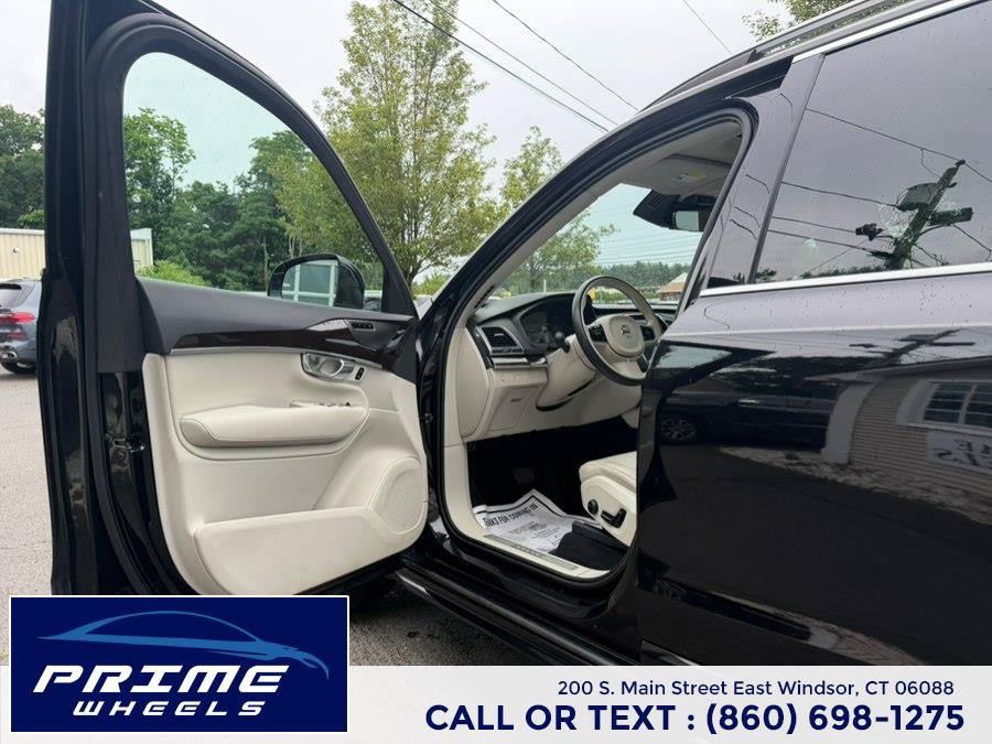 Used 2019 Volvo XC90 T6 Momentum w/ Protection Package Premier AWD/4WD image 9