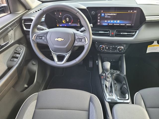 New 2025 Chevrolet TrailBlazer LT w/ Convenience Package image 17