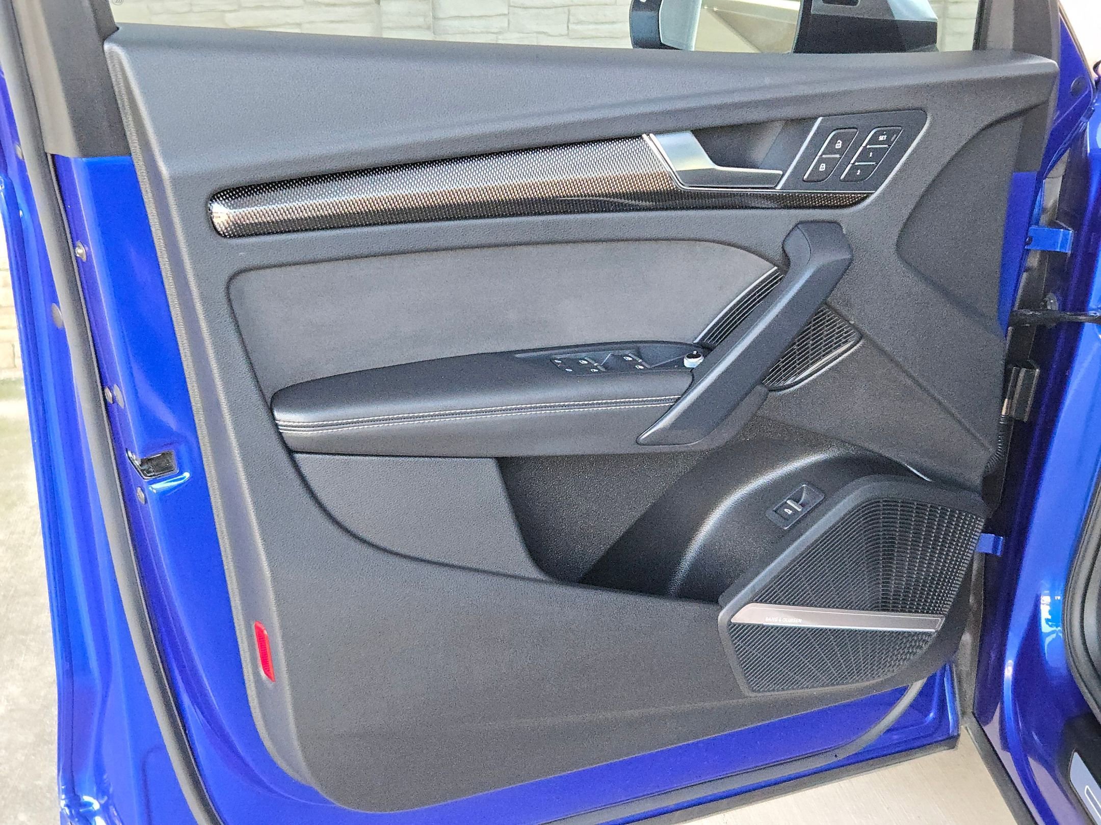 Used 2022 Audi SQ5 Premium Plus w/ Premium Plus Package image 11