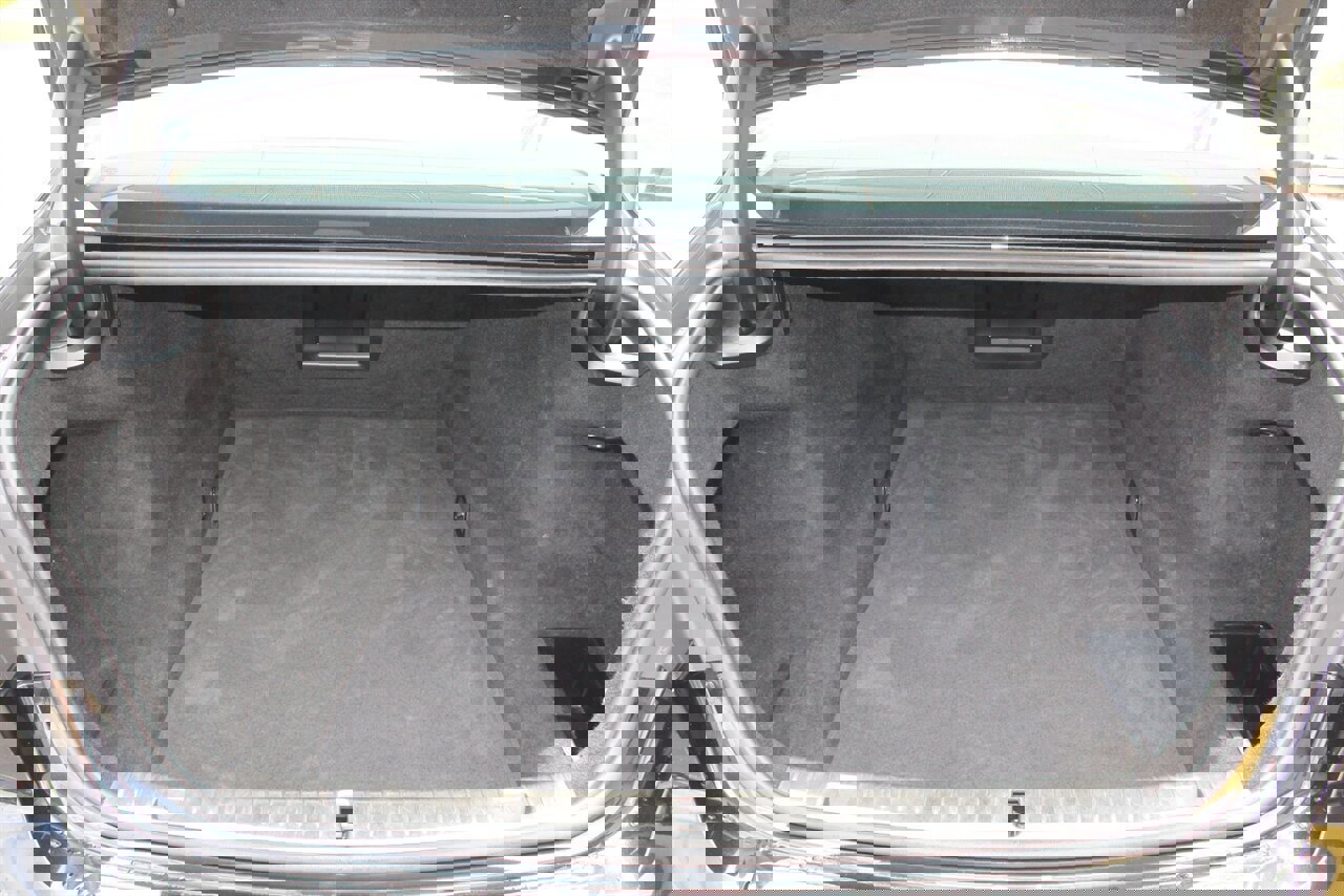 Used 2020 BMW 750i xDrive image 25