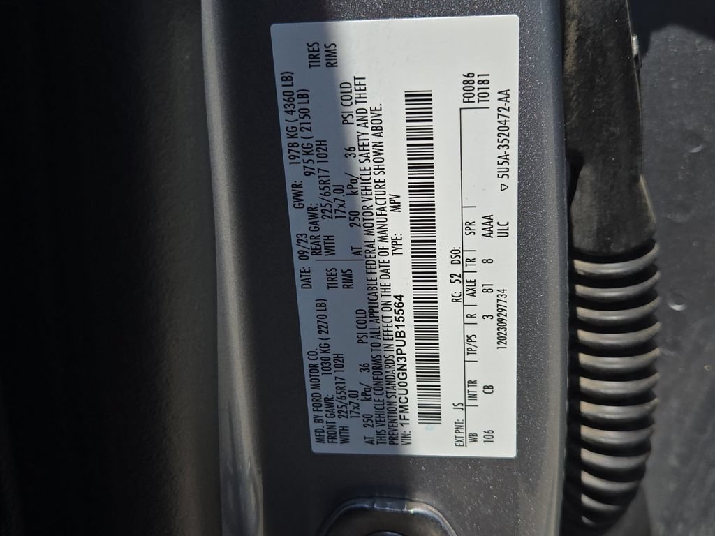 Used 2023 Ford Escape Active FWD image 29