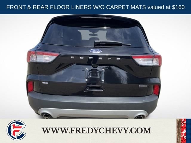 Used 2022 Ford Escape SE w/ Cold Weather Package image 4