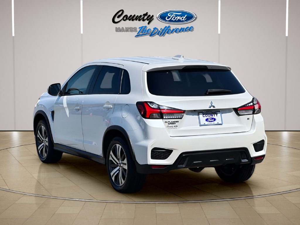 Used 2020 Mitsubishi Outlander Sport SE AWD/4WD image 7