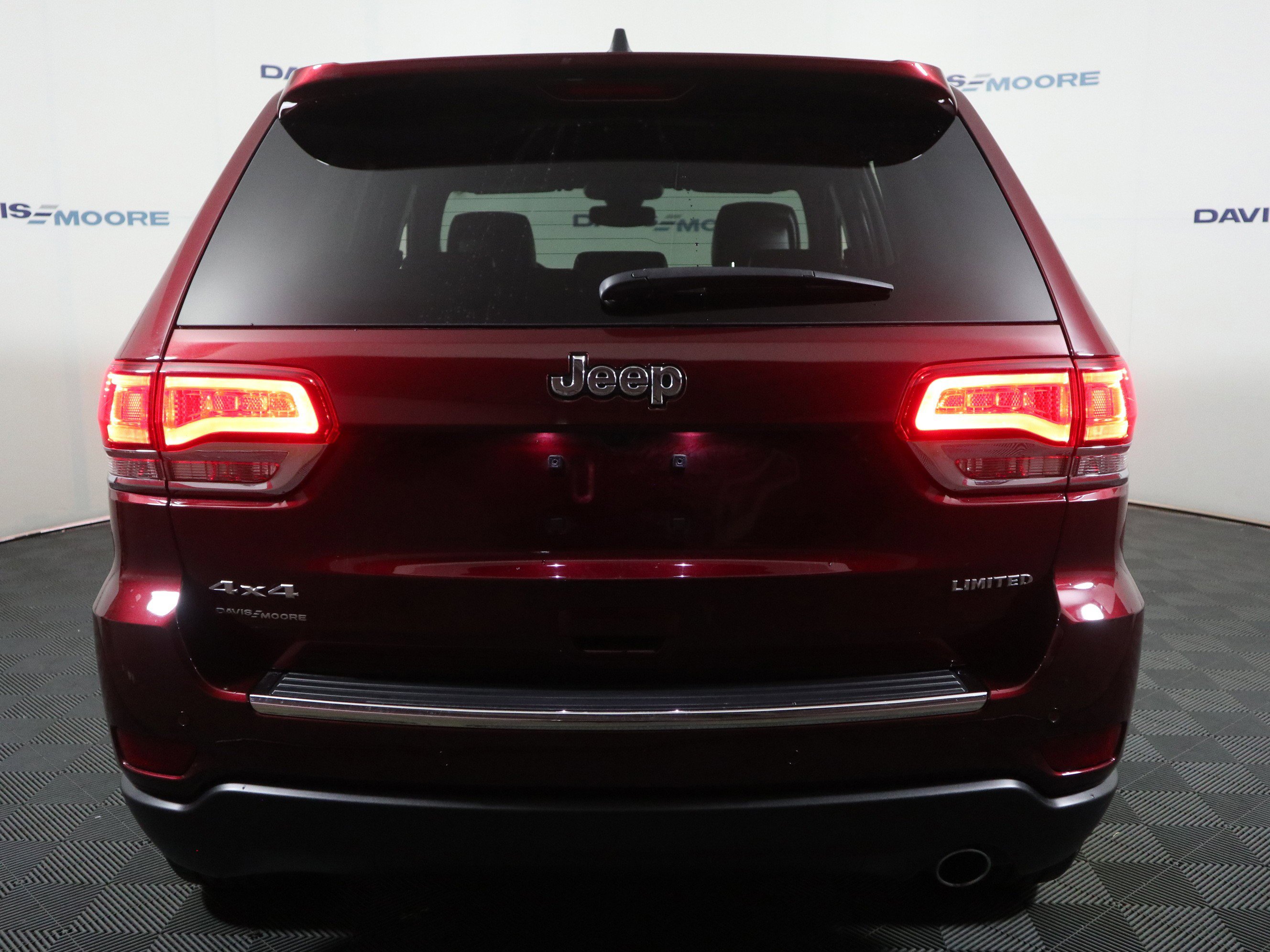 Used 2020 Jeep Grand Cherokee Limited w/ Luxury Group II image 7