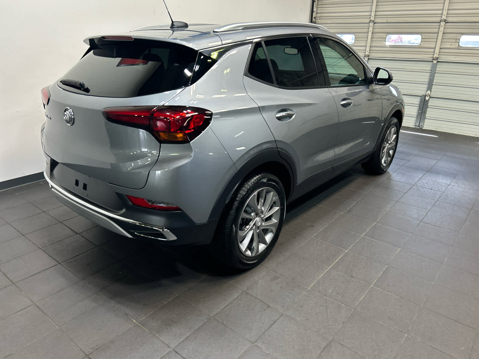 Used 2023 Buick Encore GX Essence w/ Experience Buick Package image 3