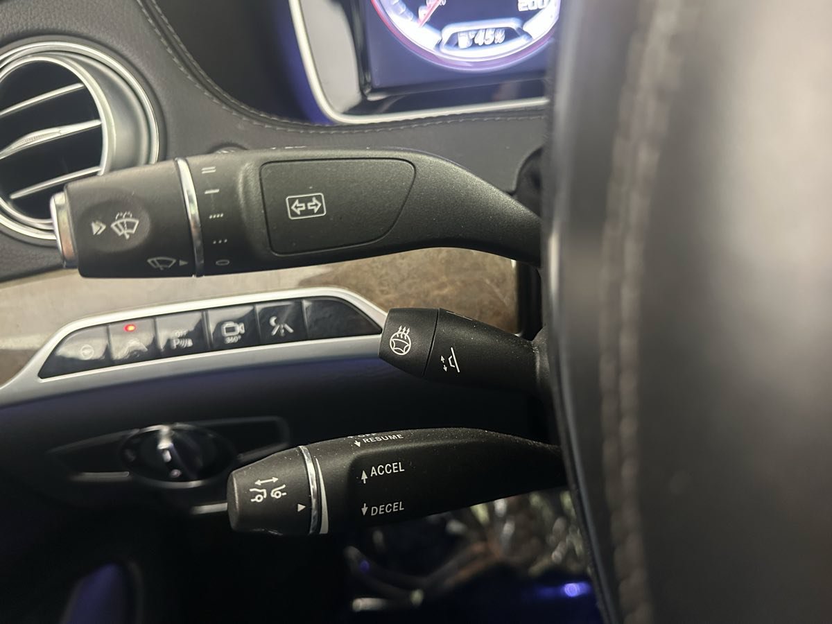 Used 2014 Mercedes-Benz S 63 AMG 4MATIC Sedan image 36