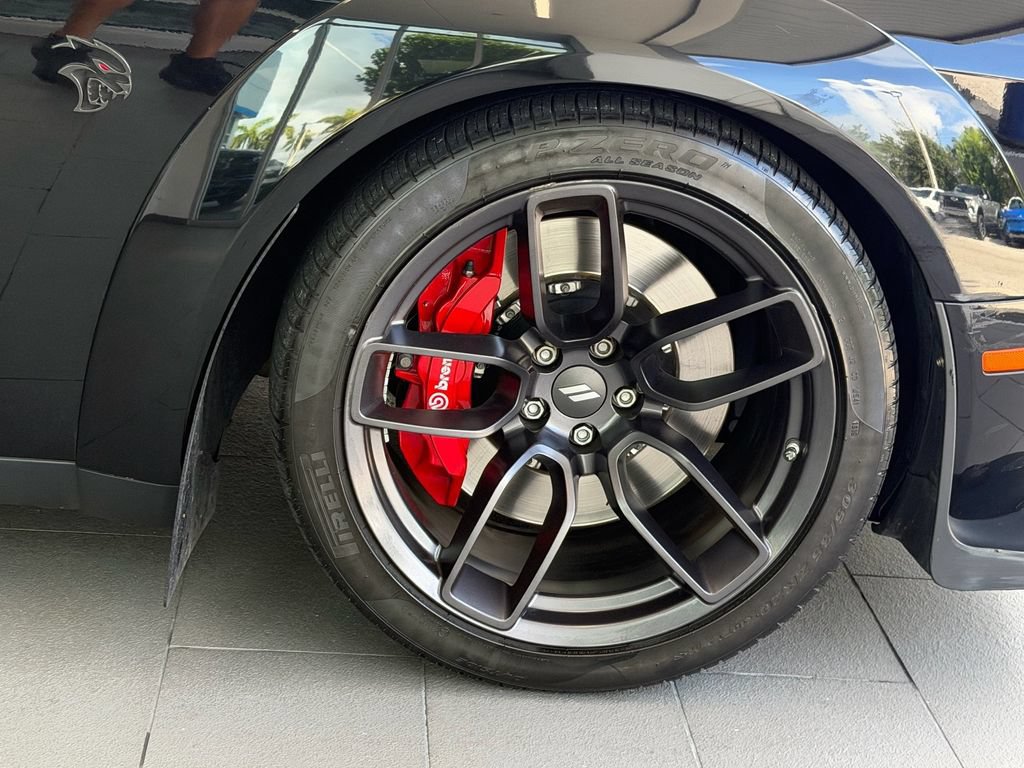 Used 2019 Dodge Challenger SRT Hellcat Redeye RWD image 9