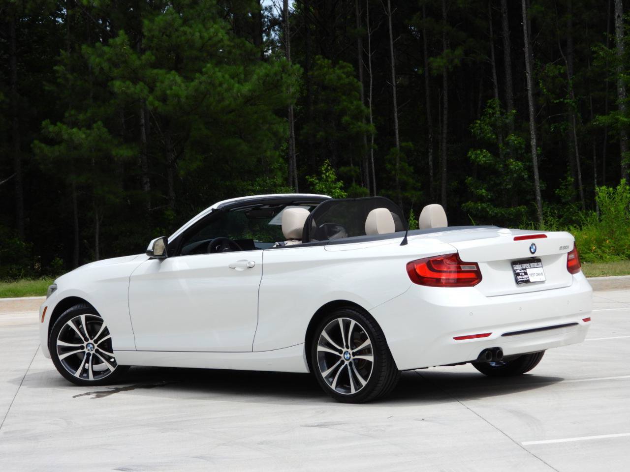 Used 2017 BMW 230i Convertible RWD image 18
