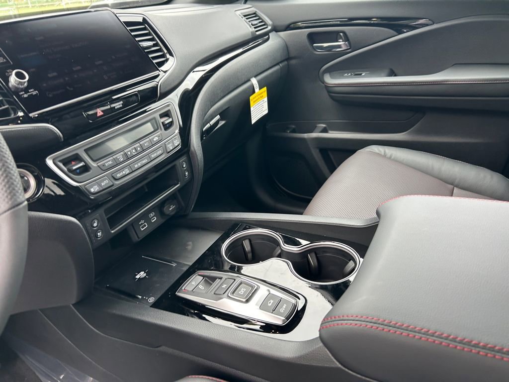 New 2026 Honda Ridgeline Black Edition image 11