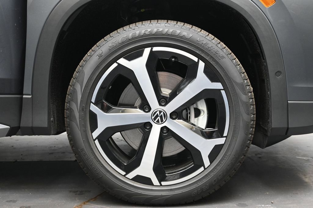 New 2026 Volkswagen Tiguan SE AWD/4WD image 10