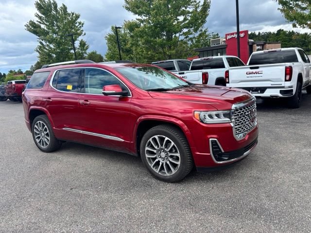 Used 2021 GMC Acadia Denali w/ Denali Ultimate Package AWD/4WD image 4