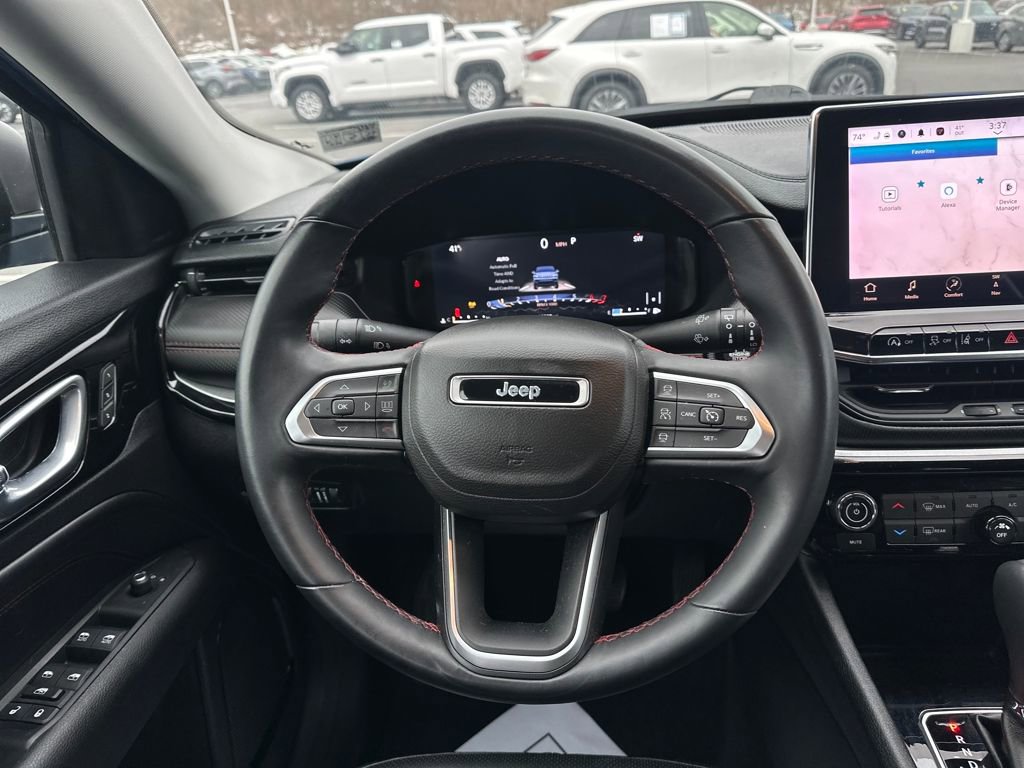 Used 2022 Jeep Compass Trailhawk w/ Trailhawk Elite Group image 18