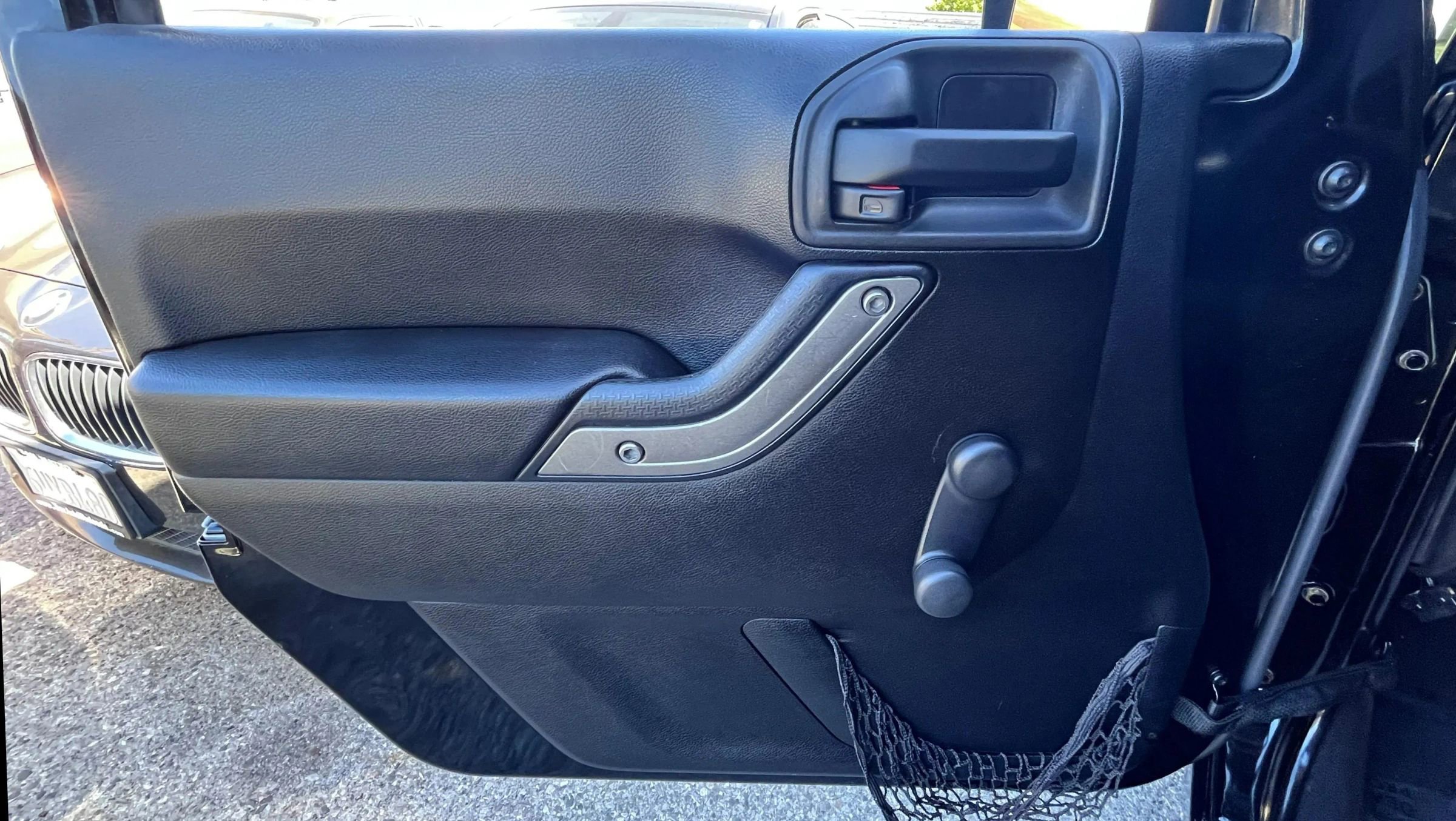 Used 2015 Jeep Wrangler Sport image 10