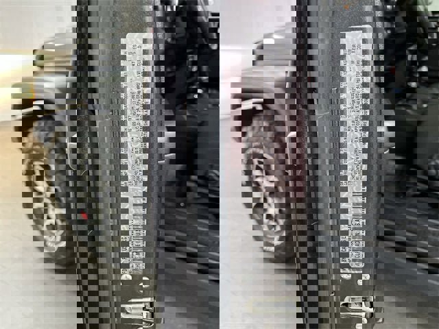 Used 2021 Jeep Wrangler Sport image 32