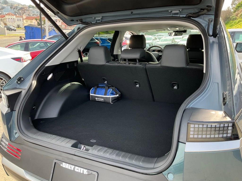 Used 2025 Hyundai Ioniq 5 SEL image 9