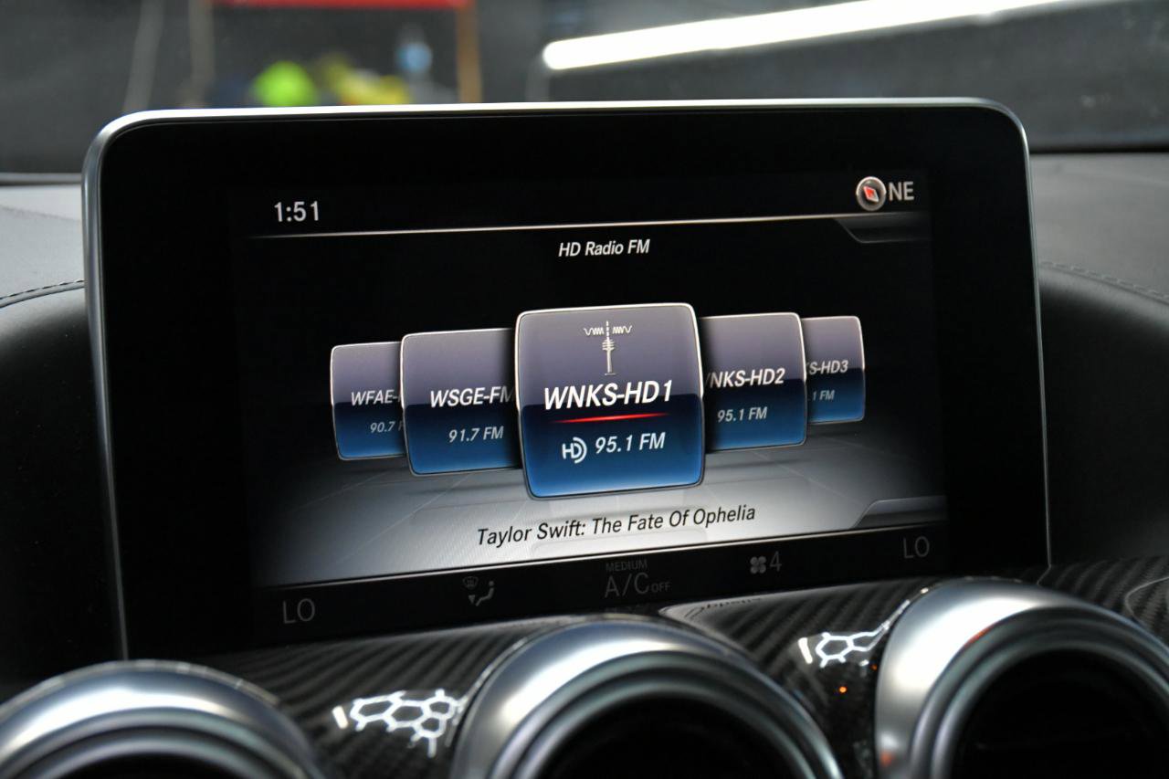 Used 2018 Mercedes-Benz AMG GT S image 43