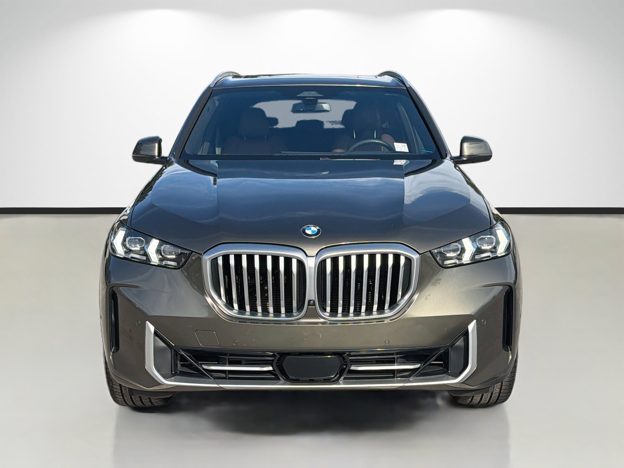 Used 2024 BMW X5 xDrive40i w/ Premium Package AWD/4WD image 8