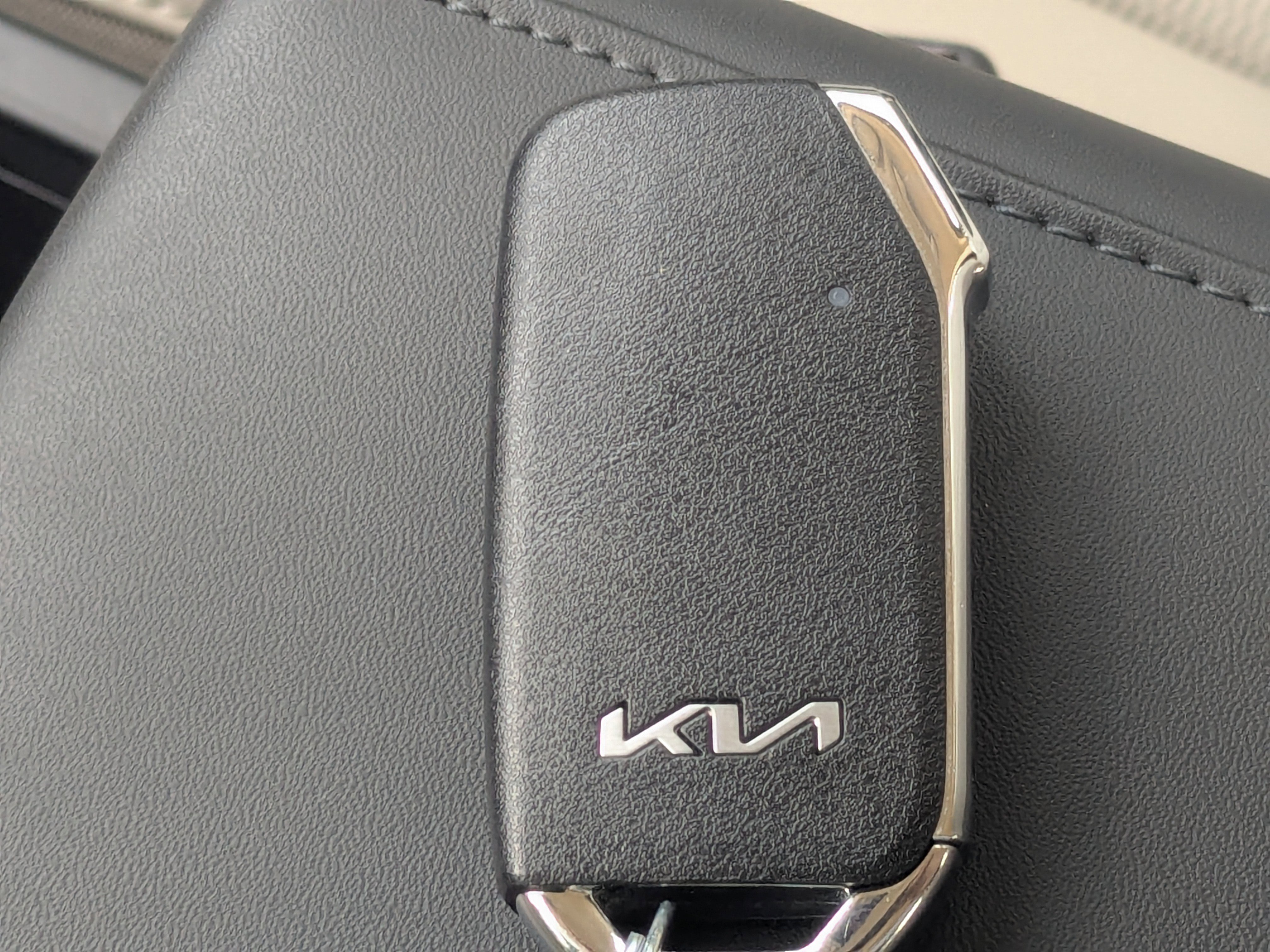 Certified 2024 Kia Niro EX FWD image 36