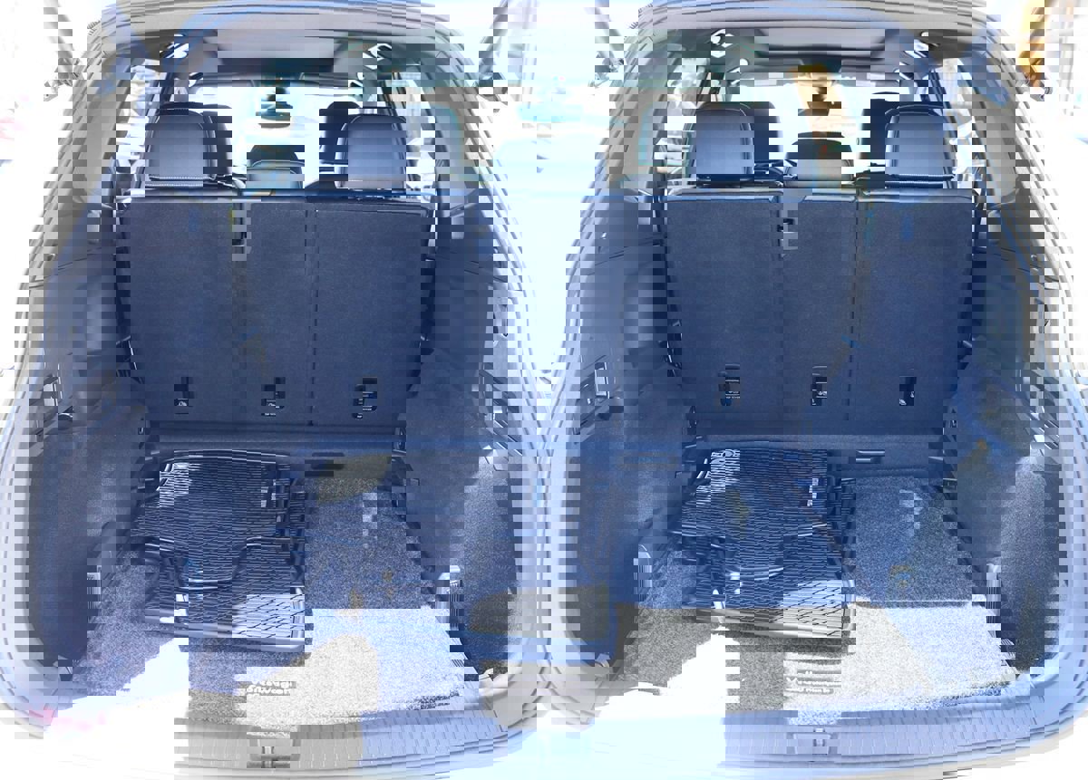 Used 2021 Volkswagen Tiguan SEL Premium R-Line image 24