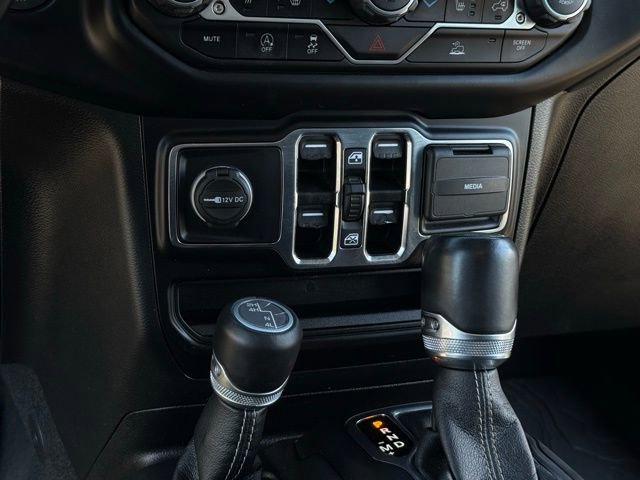 Used 2022 Jeep Gladiator Overland w/ Popular Equipment Package image 25