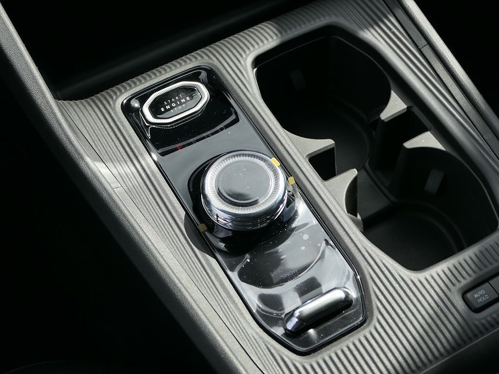 New 2026 Jeep Cherokee Limited AWD/4WD image 18