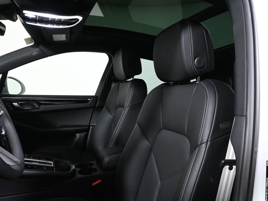 New 2026 Porsche Macan S AWD/4WD image 15