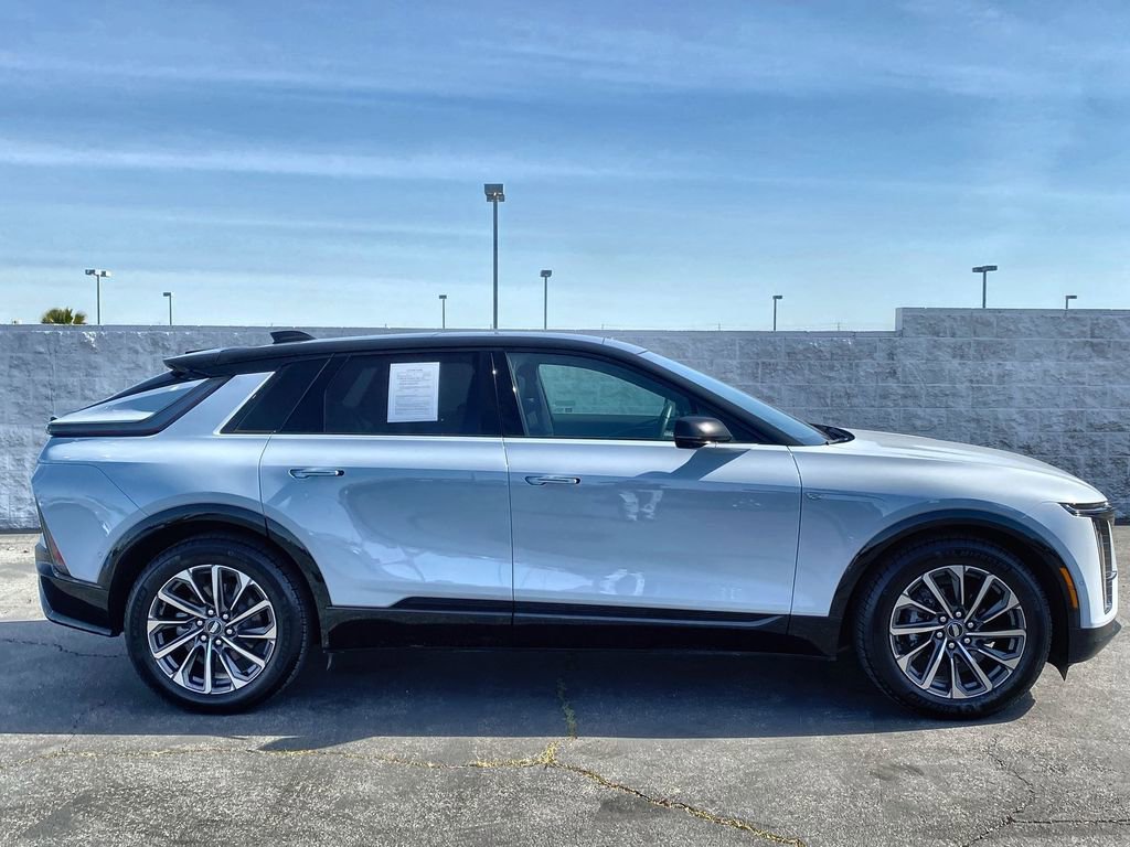 Certified 2026 Cadillac Lyriq Premium Sport w/ LPO, Floor Liner Package image 35