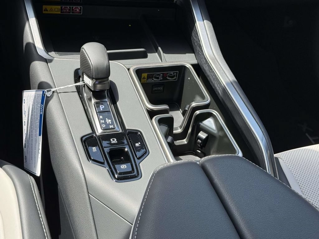 New 2026 Lexus TX 500h AWD image 15