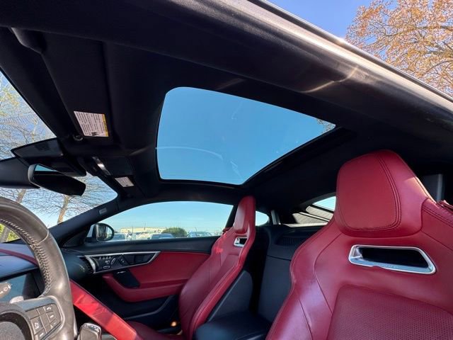 Used 2019 Jaguar F-TYPE Coupe image 17