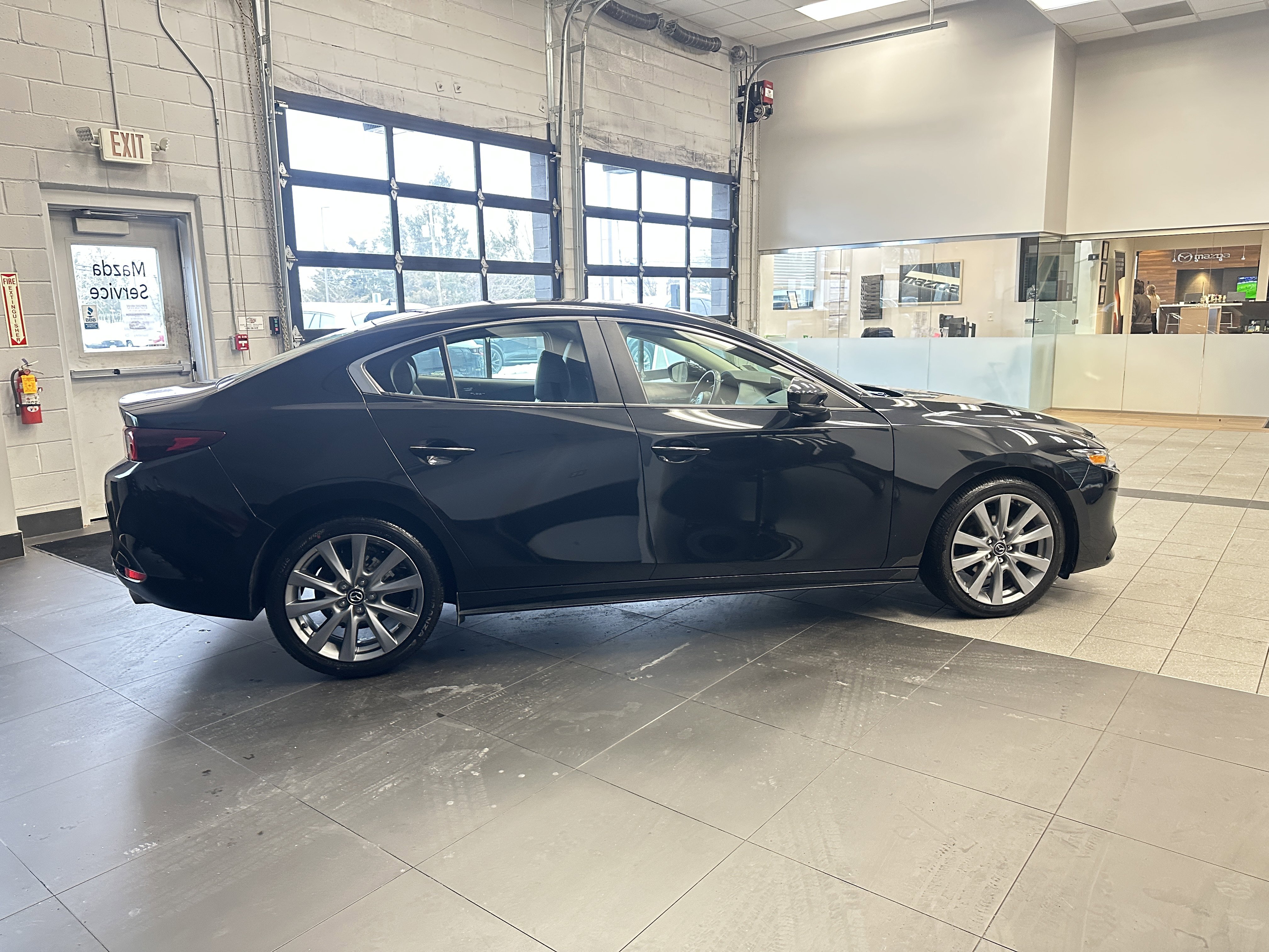 Certified 2022 MAZDA MAZDA3 s image 11