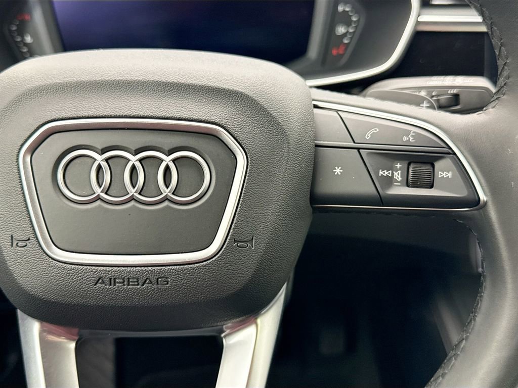 Certified 2025 Audi Q3 2.0T Premium Plus w/ Premium Plus Package image 12