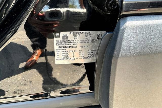 Used 2017 GMC Acadia SLE FWD image 19