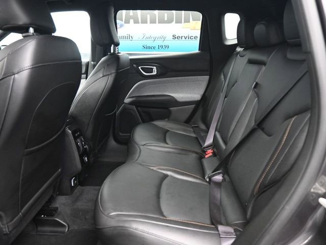 Used 2023 Jeep Compass Latitude image 9