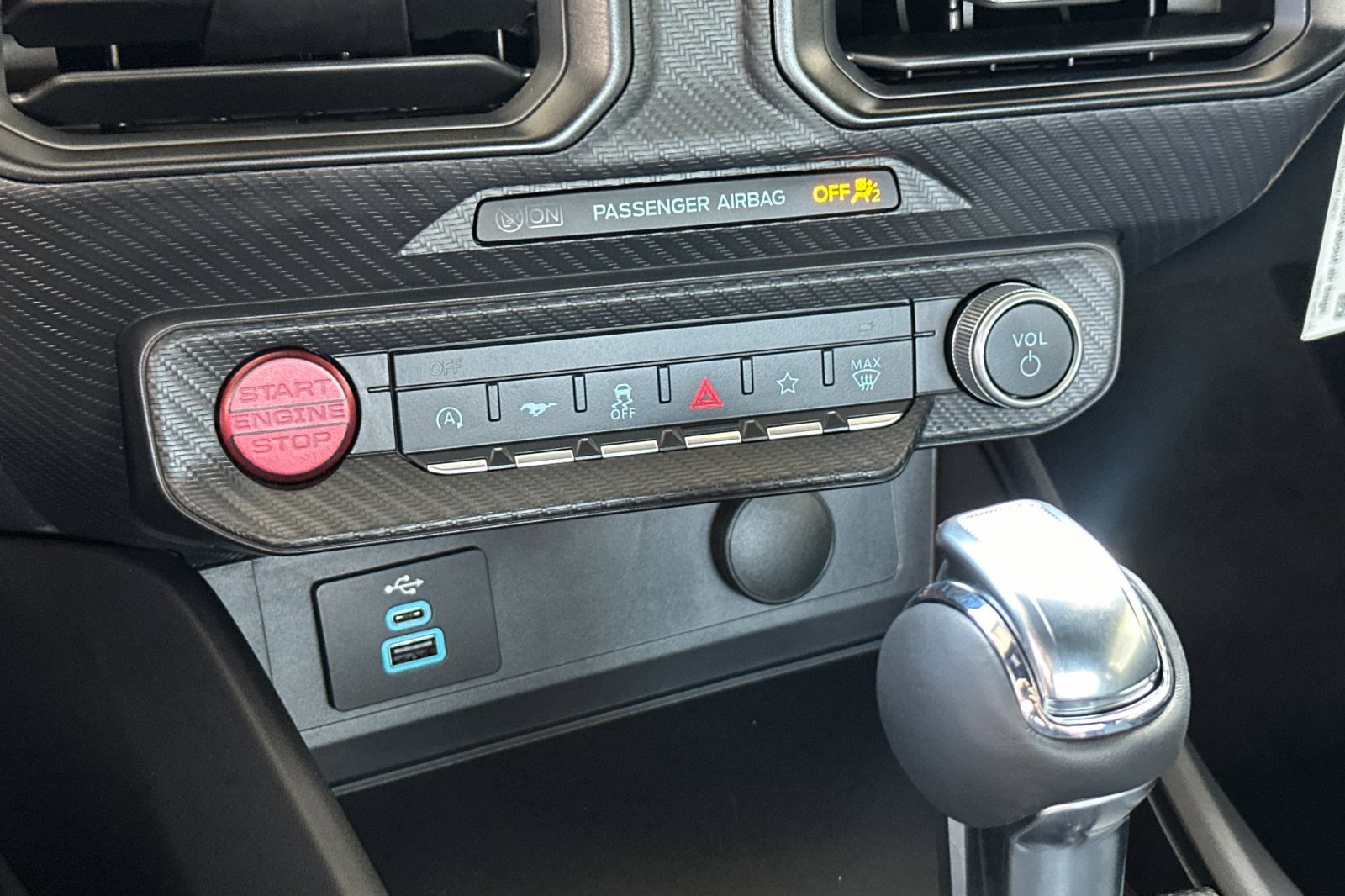 New 2025 Ford Mustang Coupe image 19